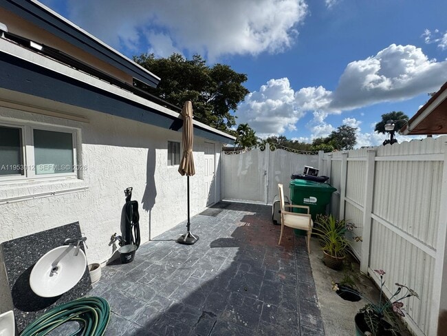 Foto del edificio - 10710 SW 141st Ave