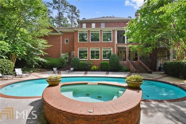 Foto del edificio - 1430 N Harris Ridge NW