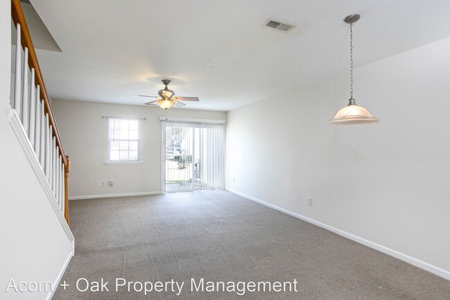 Foto del edificio - 2 br, 2.5 bath House - 8009 River Gold Lane