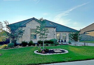 Building Photo - 1017 Greencove Dr