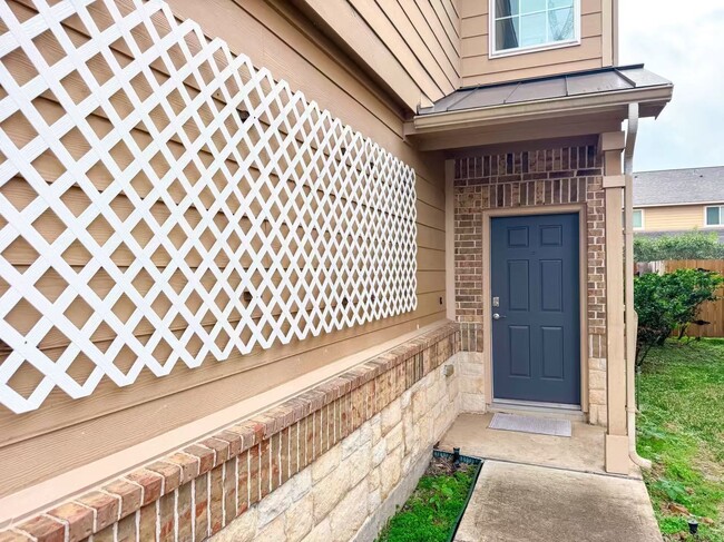 Foto del edificio - 3923 Calgary Cir