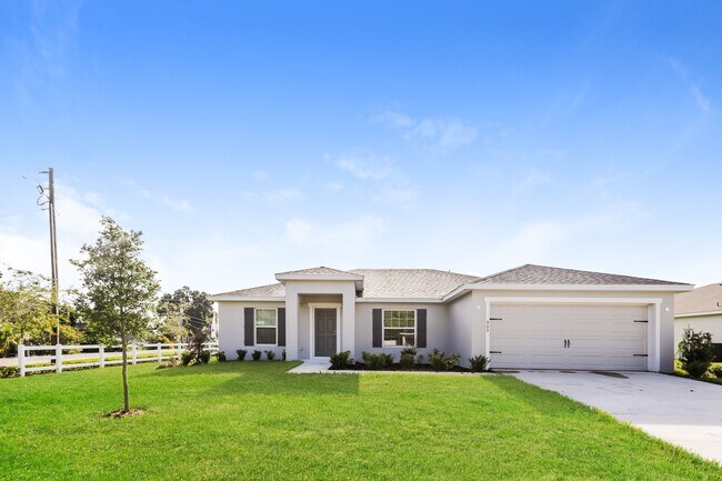 Foto del edificio - 905 First Dr, Eagle Lake, FL