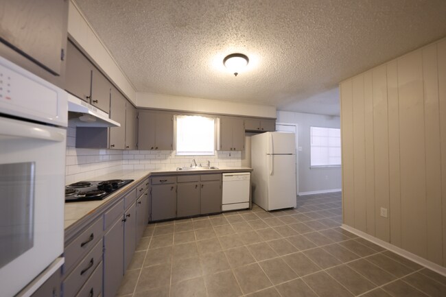 Foto del edificio - 1008 S 31st St