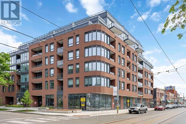 Photo du bâtiment - 1200-1200 Dundas St W