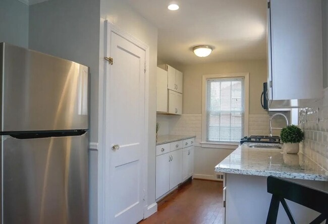 Foto del edificio - 9509 Garwood St