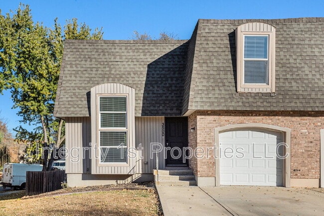 Foto del edificio - 3500 NE 72nd Terrace