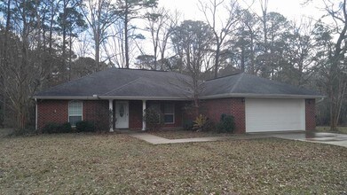 Building Photo - 657 Roy Bridges Rd
