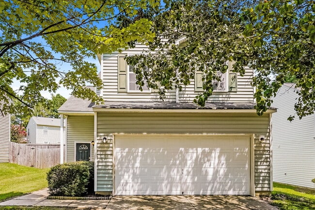 Building Photo - 4001 Laurel Glen Dr