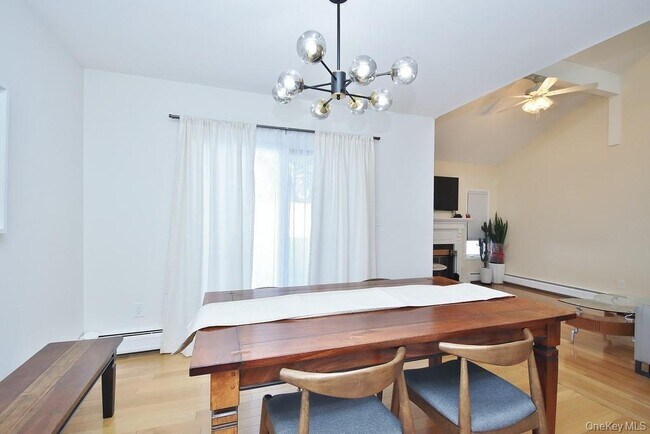 Foto del edificio - 63 Contempra Cir