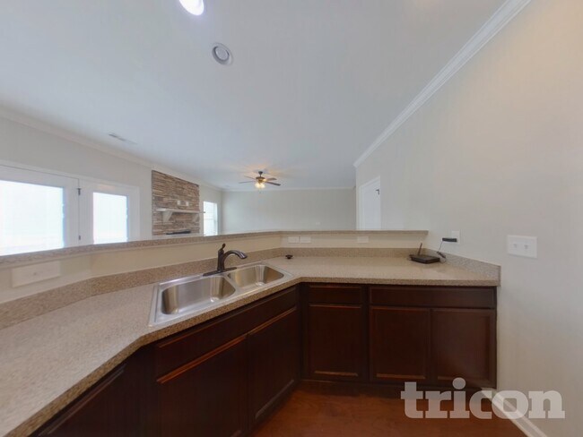 Foto del edificio - 7506 Spicer Ct