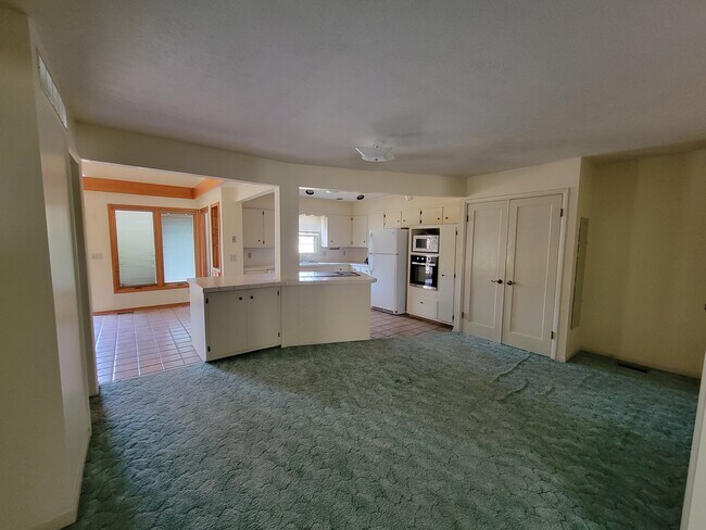 Foto del edificio - 219 S Evergreen Ln