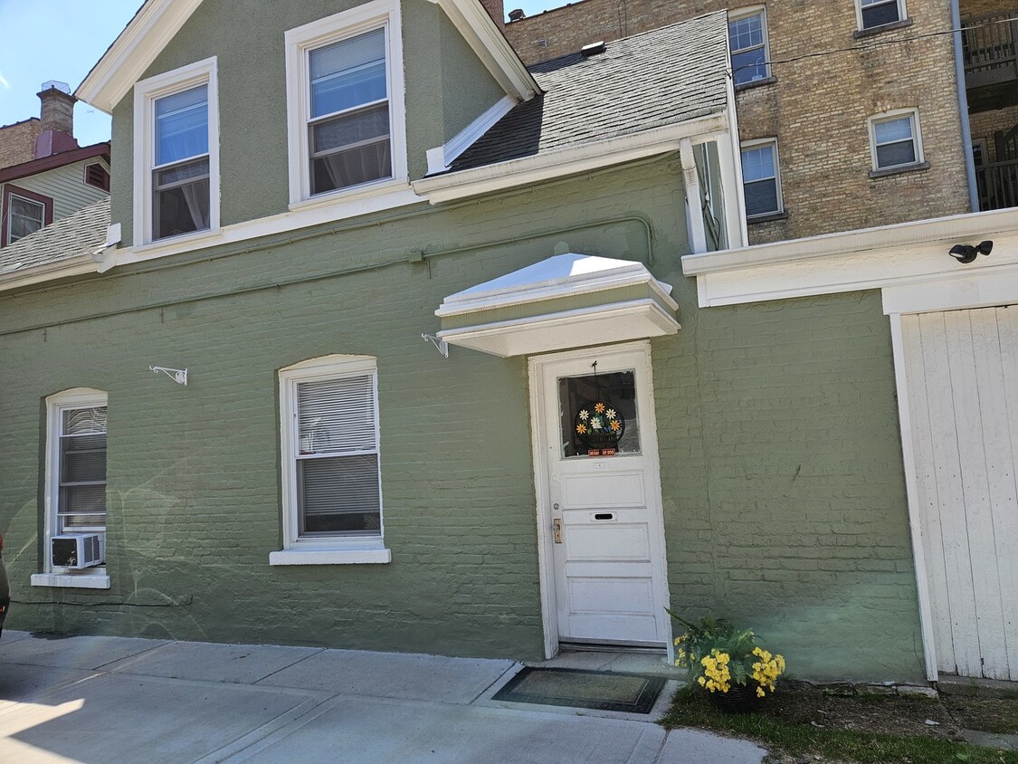 7328 N Honore St, Chicago, IL 60626 - House Rental in Chicago, IL ...