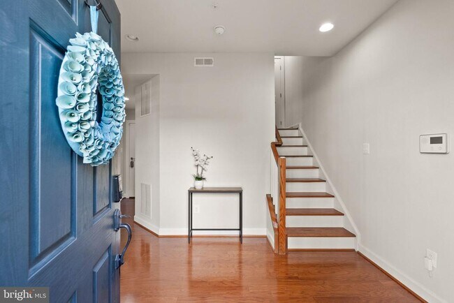 Building Photo - 3100 Magellan Ct