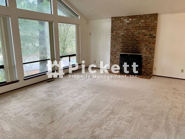 Building Photo - 4 Bedroom House in Central Kitsap