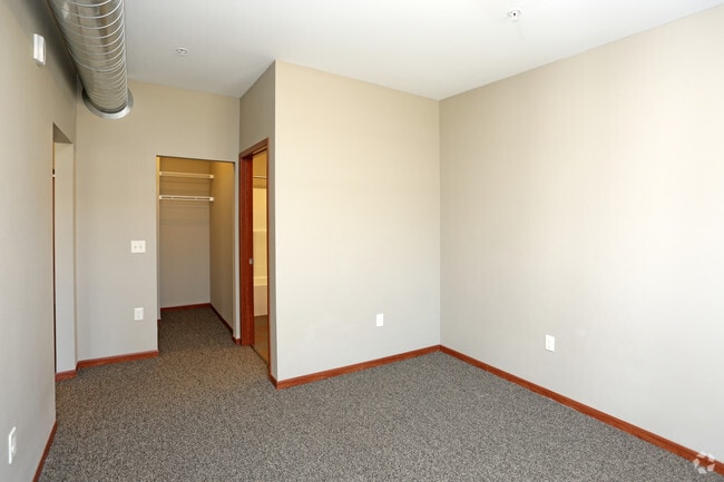 Bedroom - Harris Oak Hill Apartments
