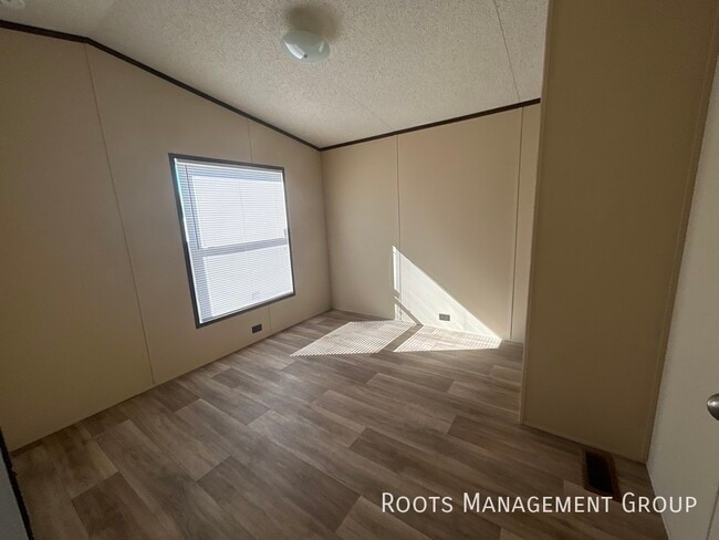 Building Photo - Home Available to Lease - Apply Today!
