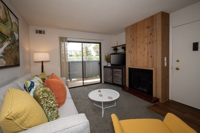 Building Photo - Chaparral Apartments