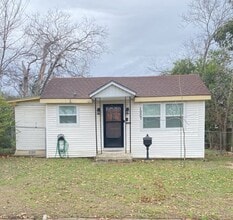 Building Photo - 1007 S 25th St