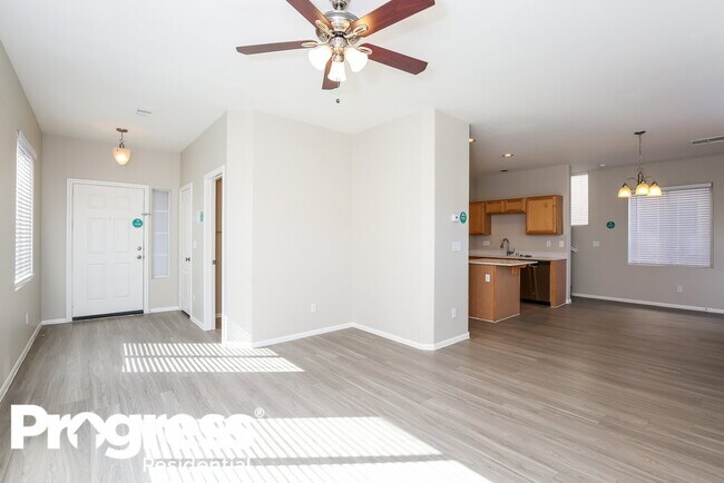 Foto del edificio - 671 Baffin Island Rd