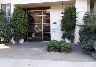 Building Photo - 4730 Natick Ave