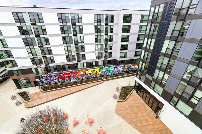 Foto del edificio - Midtown Square