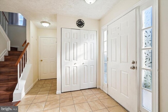 Foto del edificio - 6101 Hoskins Hollow Cir