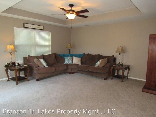 Building Photo - 3 br, 2 bath House - 405 Deer Run