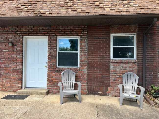 Building Photo - 1518 Chartiers Ave