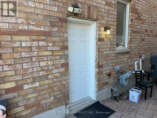 Building Photo - 78 Miramar Dr