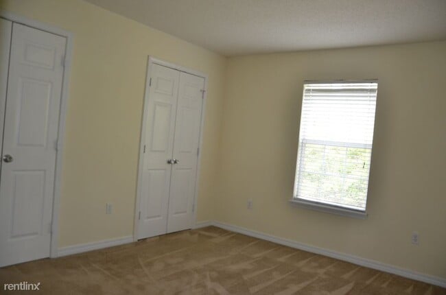 Building Photo - 3 br, 2.5 bath House - 11166 Vixen Loop