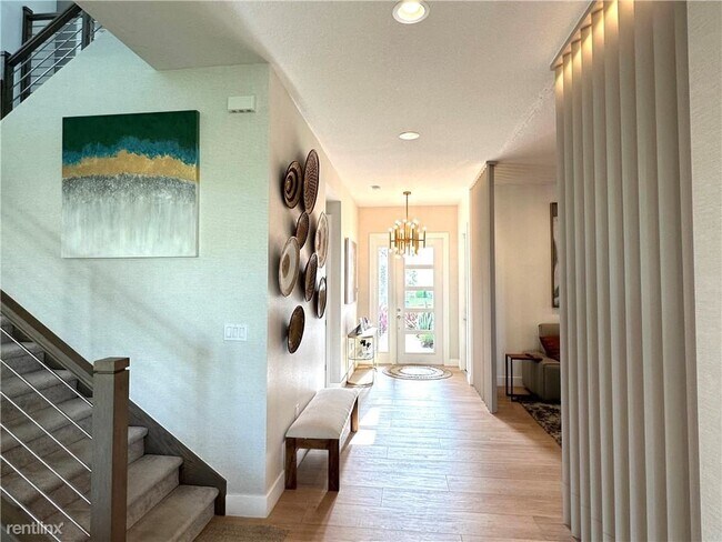 Foto del edificio - 5 br, 5 bath House - 8579 Apple Falls Ln