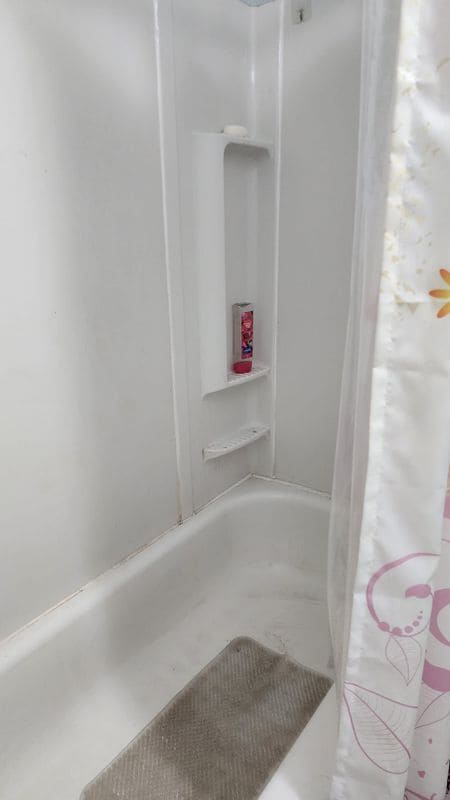 Building Photo - 7542 Meadow Ave