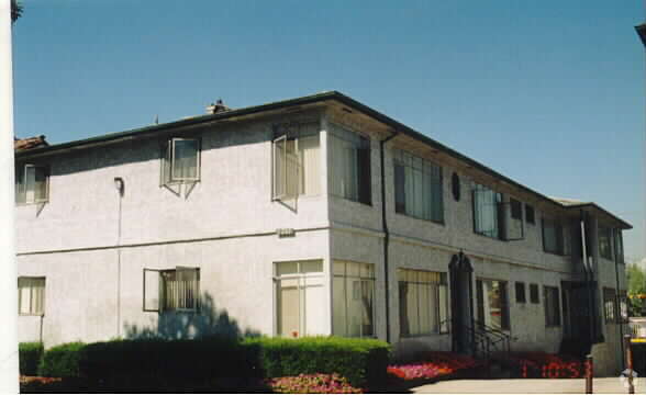 Primary Photo - 1261 S Citrus Ave