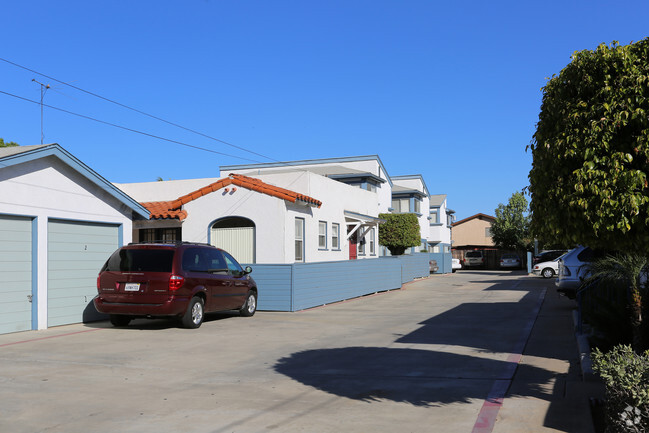 Foto del edificio - 1670-1676 Elm Ave