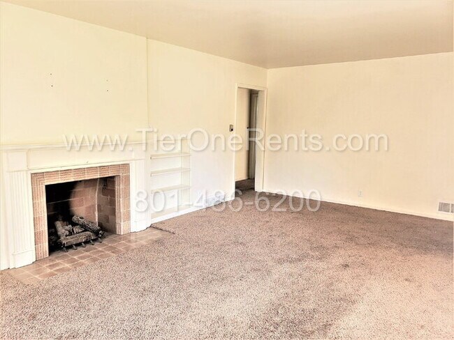 Foto del edificio - This property offers a NO DEPOSIT option a...