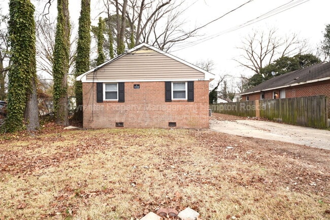 Building Photo - 6252 Edward St