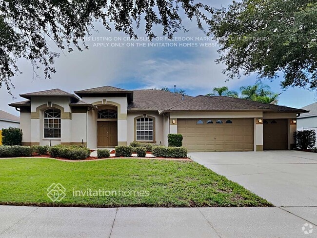 Building Photo - 9424 Clover Glen Dr