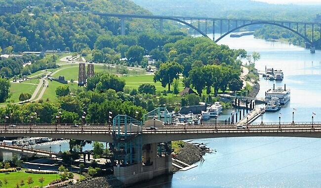 Layfette y puentes altos - Cherokee Heights