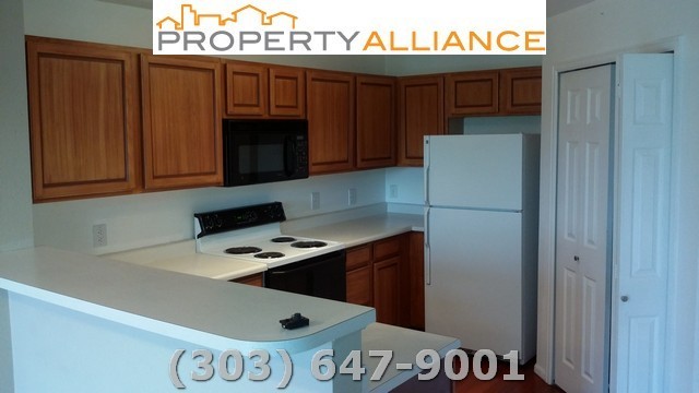 Foto del edificio - Spacious Condo in Hunter's Run - Denver-80231