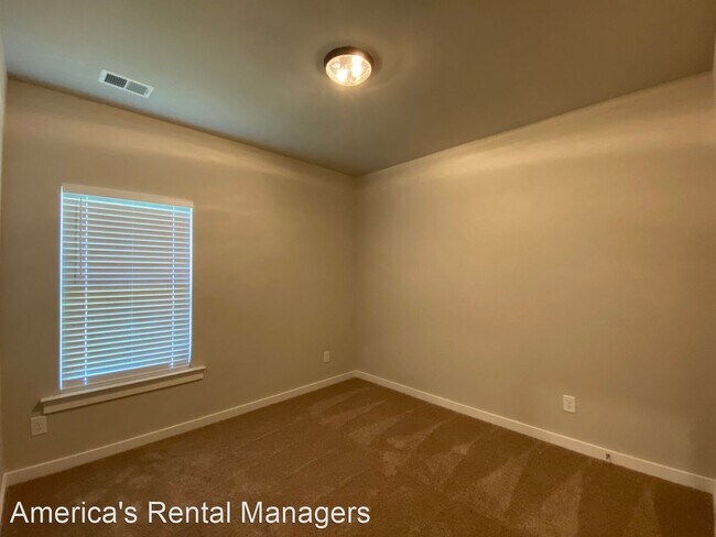 Foto del edificio - 4 br, 2 bath House - 410 Ridge View Circle