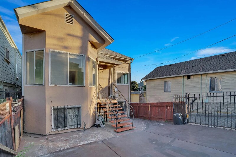 Foto principal - 1932 20th Ave