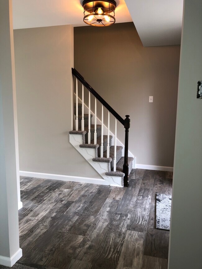 Building Photo - 1048 Independence Way
