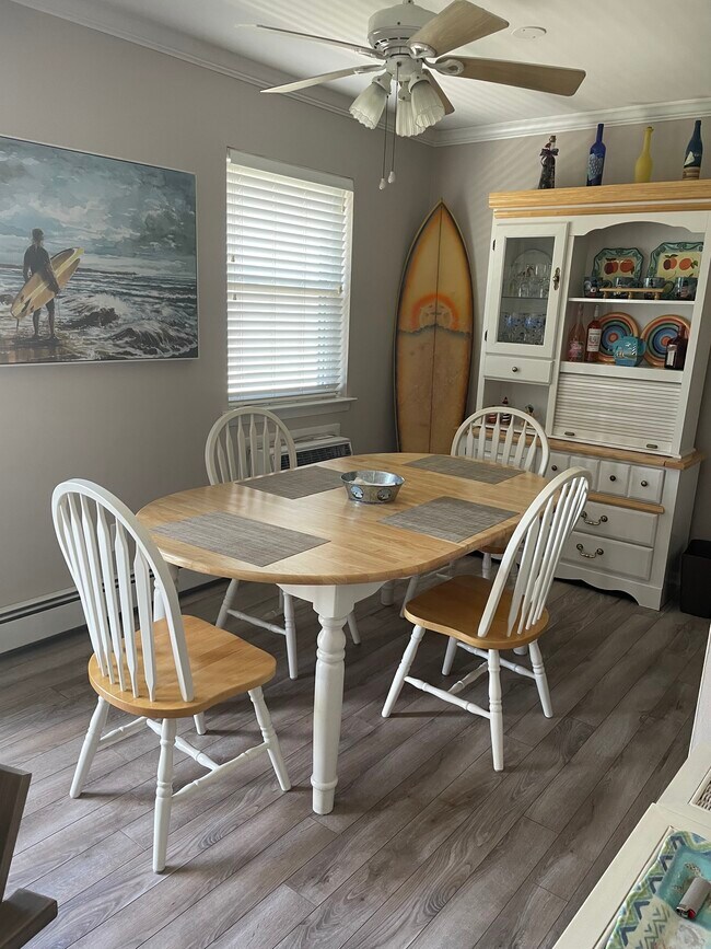 Building Photo - 103 2nd Ave