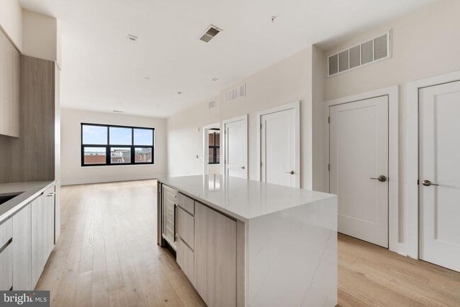 Foto del edificio - 701 Swann Ave