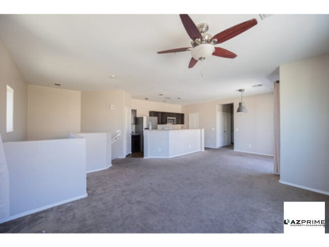 Building Photo - Modern 2/2 End Unit Townhouse - Prime Phoe...