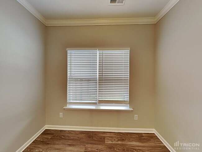 Foto del edificio - 208 Chestnut Oak Ln