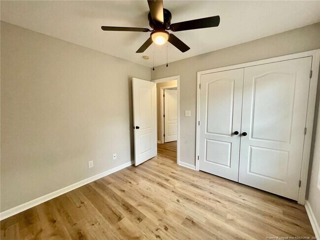 Foto del edificio - 216 Cobblestone Dr