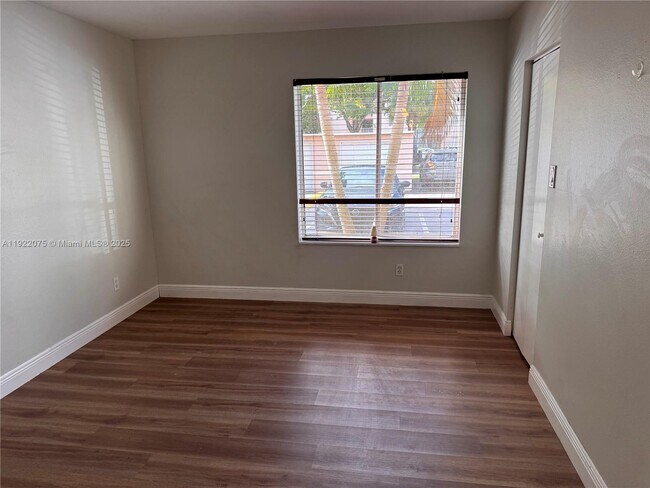 Foto del edificio - 10521 SW 158th Ct