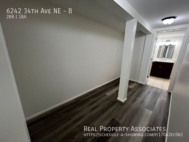 Foto del edificio - 6242 34th Ave NE