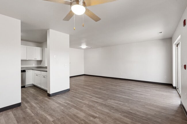 Building Photo - Riverstone Townhomes